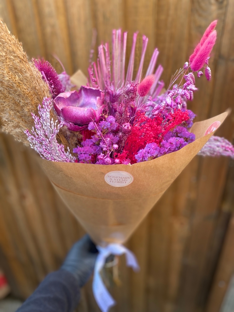 The dried pink bouquet